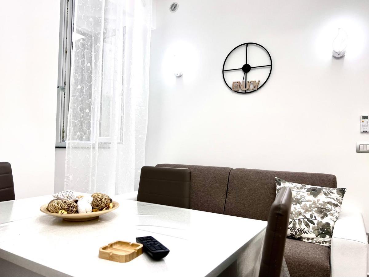 Casa Vacanza Da Zia Susetta Neapel Exteriör bild