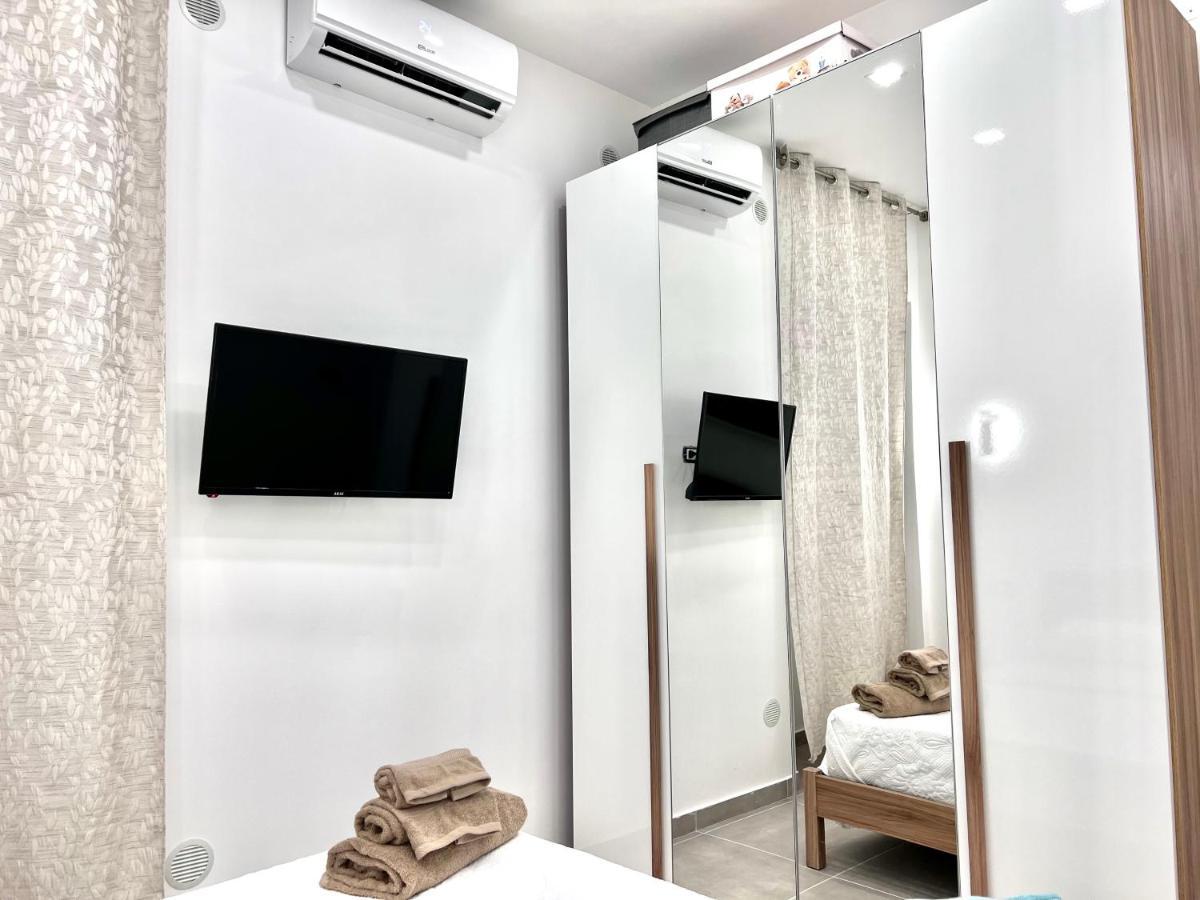 Casa Vacanza Da Zia Susetta Neapel Exteriör bild